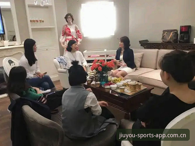 资深用户分享：如何通过九游体育平台跟进曼联中场补强动态